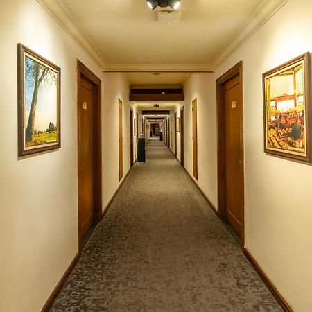 Mmugm Hotel Pakualaman Exteriör bild